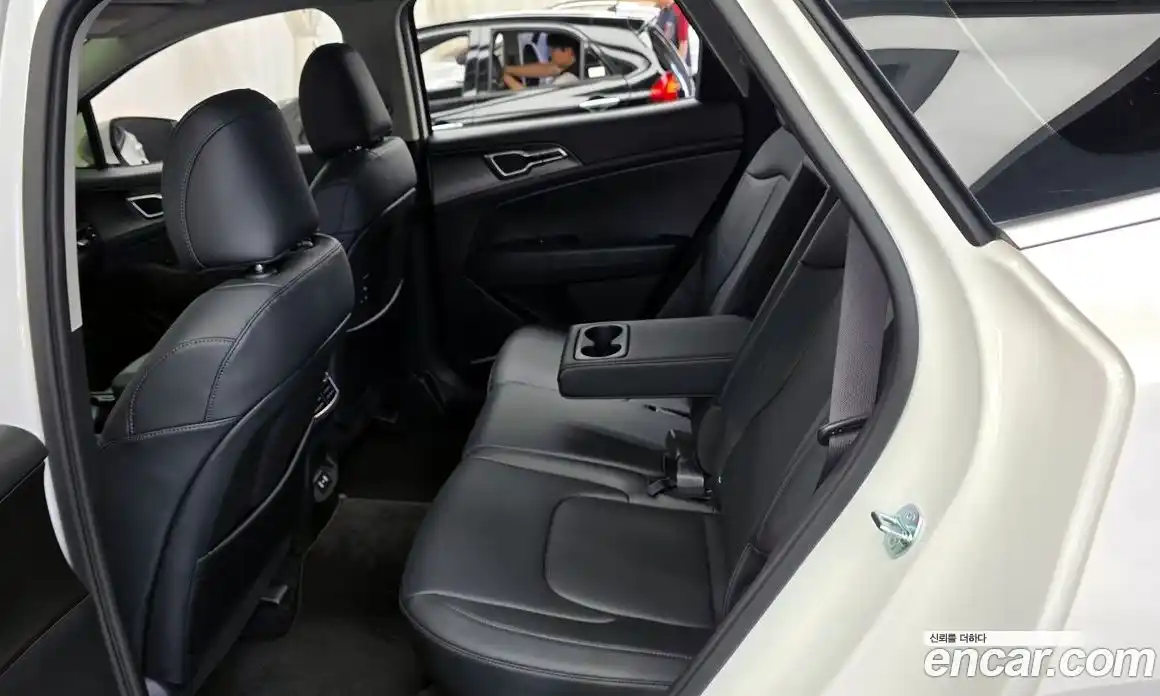 Kia Sportage 2025 1.6 автомат (гидро), фото 16