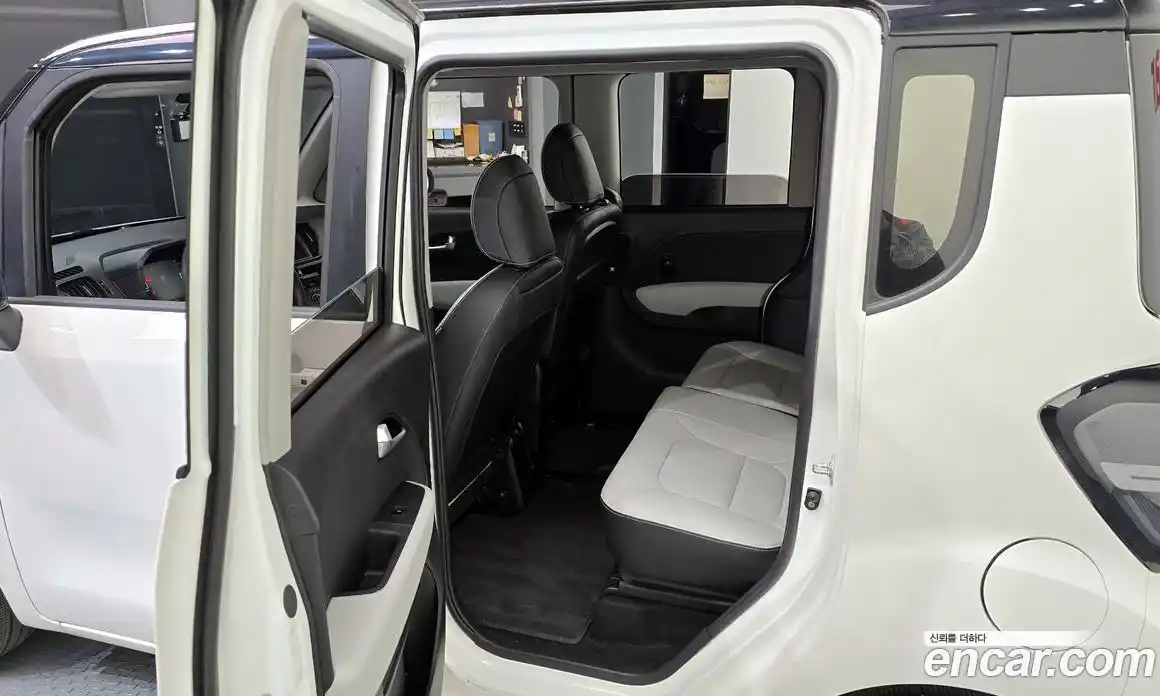Kia Ray 2024 1.0 автомат (гидро), фото 17