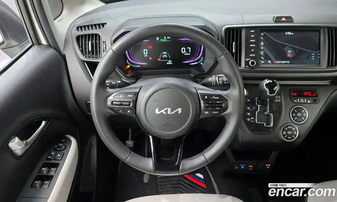 Kia Ray 2024 1.0 автомат (гидро), фото 18