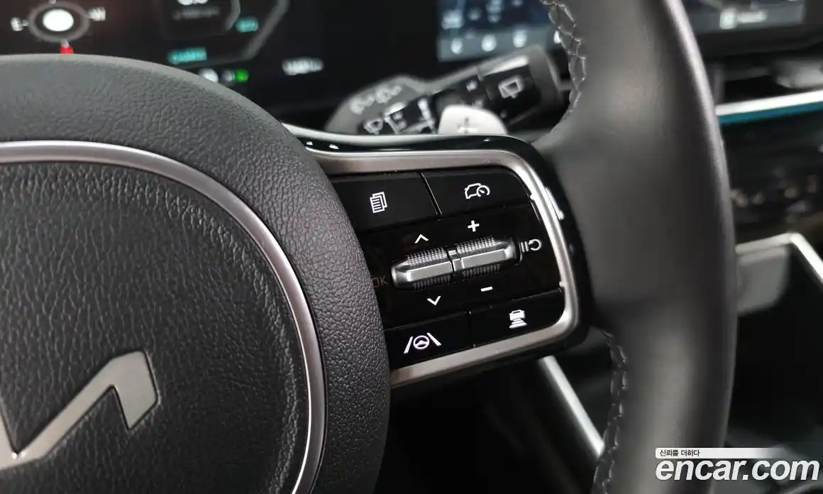 Kia Carnival 2024 1.6 автомат (гидро), фото 28