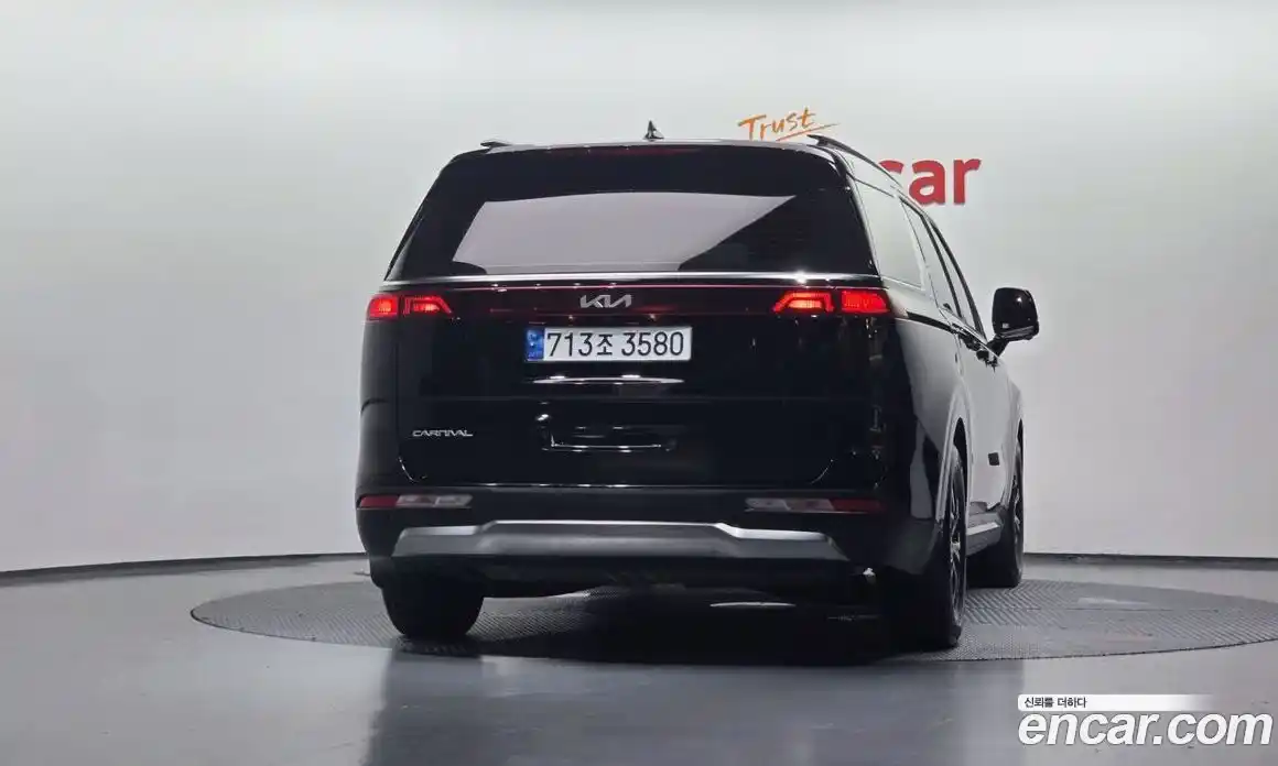 Kia Carnival 2023 2.2 автомат (гидро), фото 4