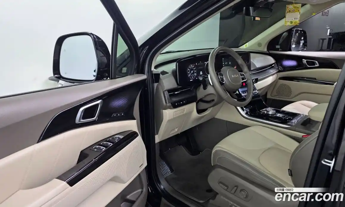 Kia Carnival 2023 2.2 автомат (гидро), фото 10