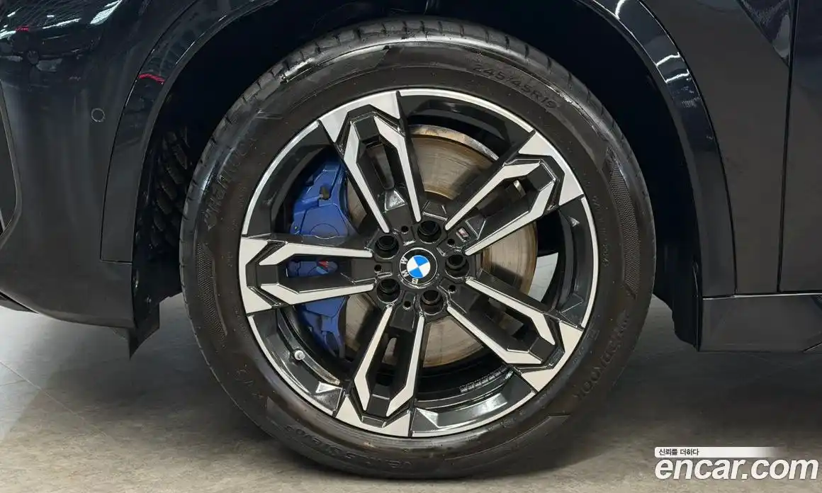 BMW X1 2024 2.0 автомат (гидро), фото 5