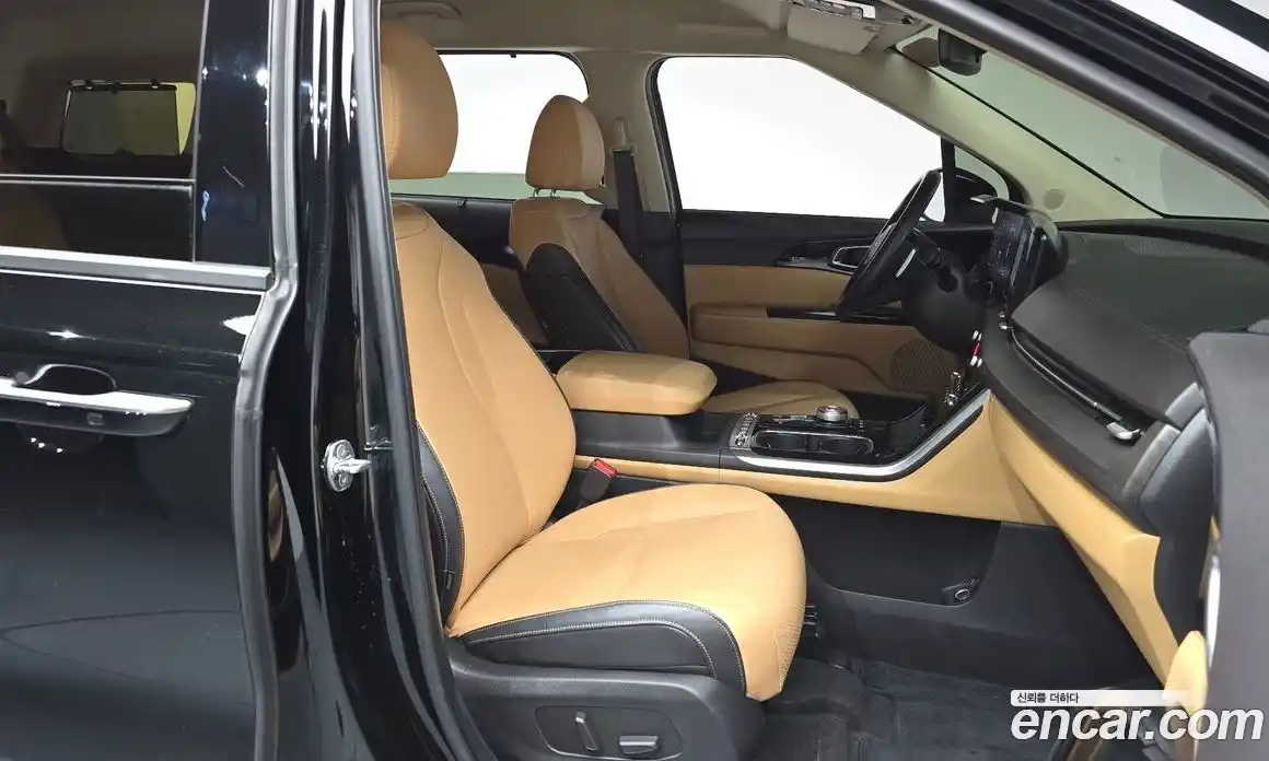 Kia Carnival 2022 2.2 автомат (гидро), фото 16