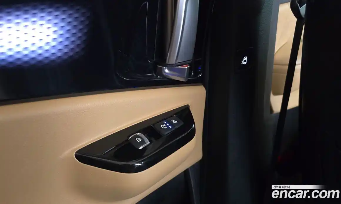 Kia Carnival 2022 2.2 автомат (гидро), фото 24
