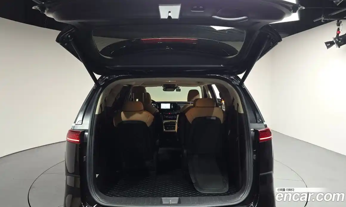 Kia Carnival 2022 2.2 автомат (гидро), фото 31