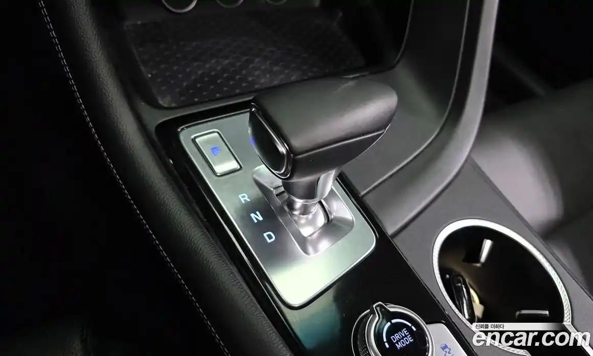Genesis G70 2024 2.5 автомат (гидро), фото 12