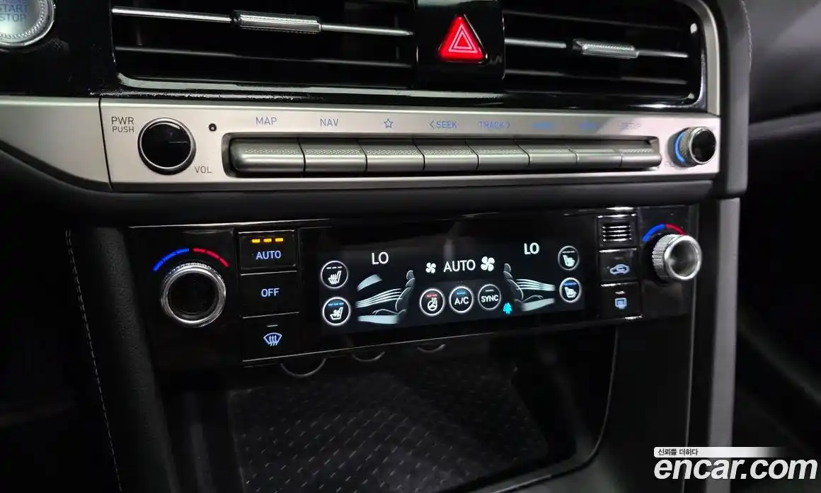Genesis G70 2024 2.5 автомат (гидро), фото 23