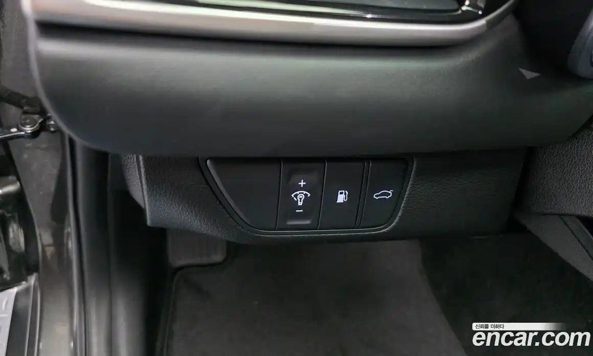 Genesis G70 2024 2.5 автомат (гидро), фото 29