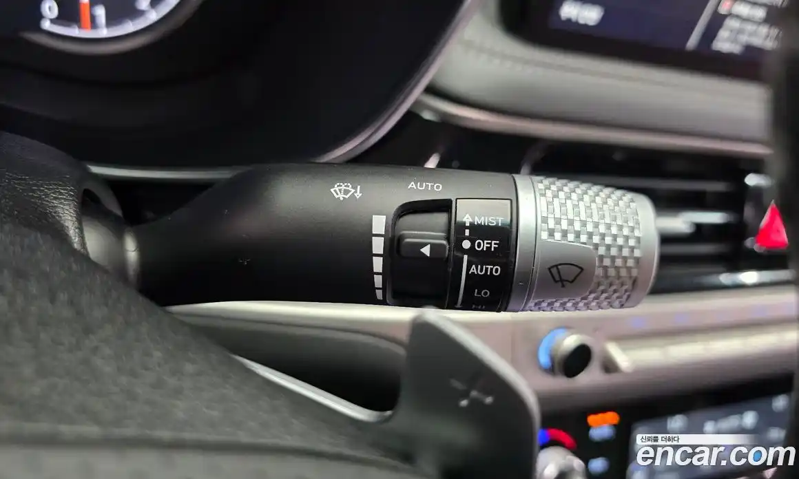 Genesis G70 2024 2.5 автомат (гидро), фото 32