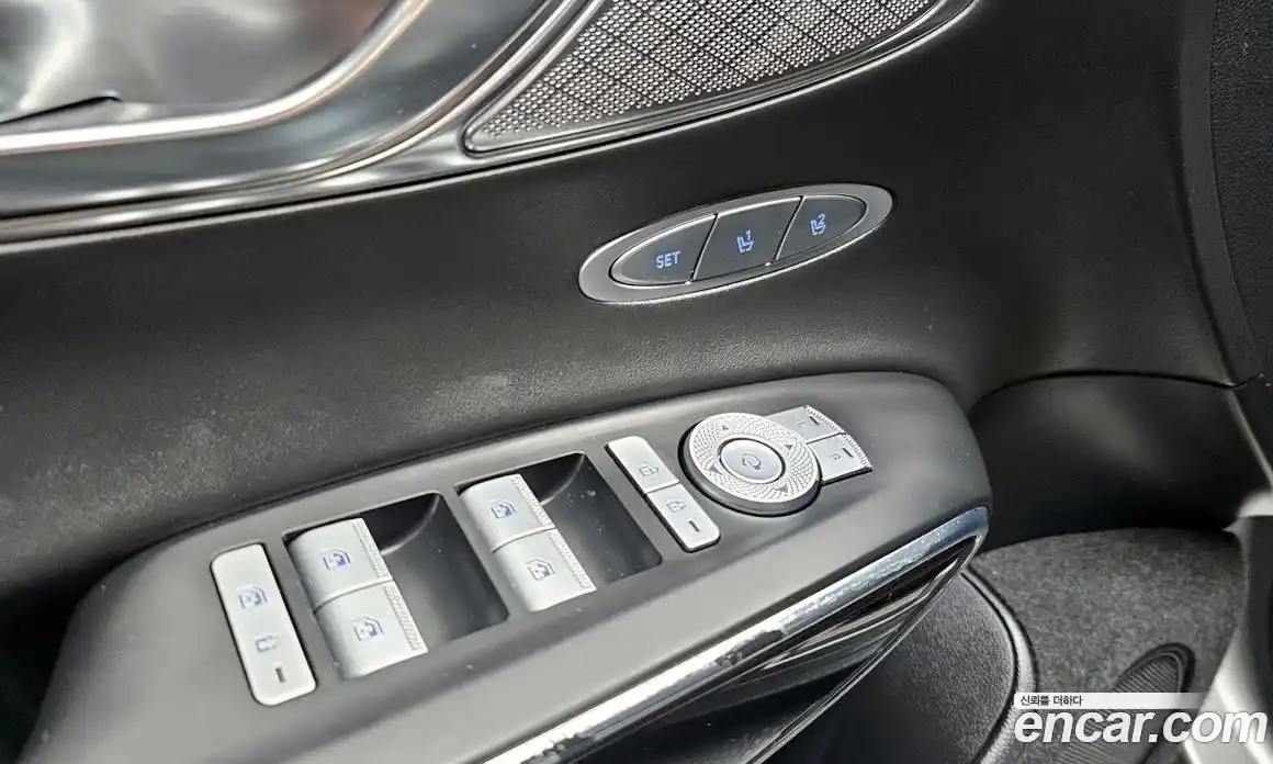 Genesis GV70 2021 2.5 автомат (гидро), фото 16