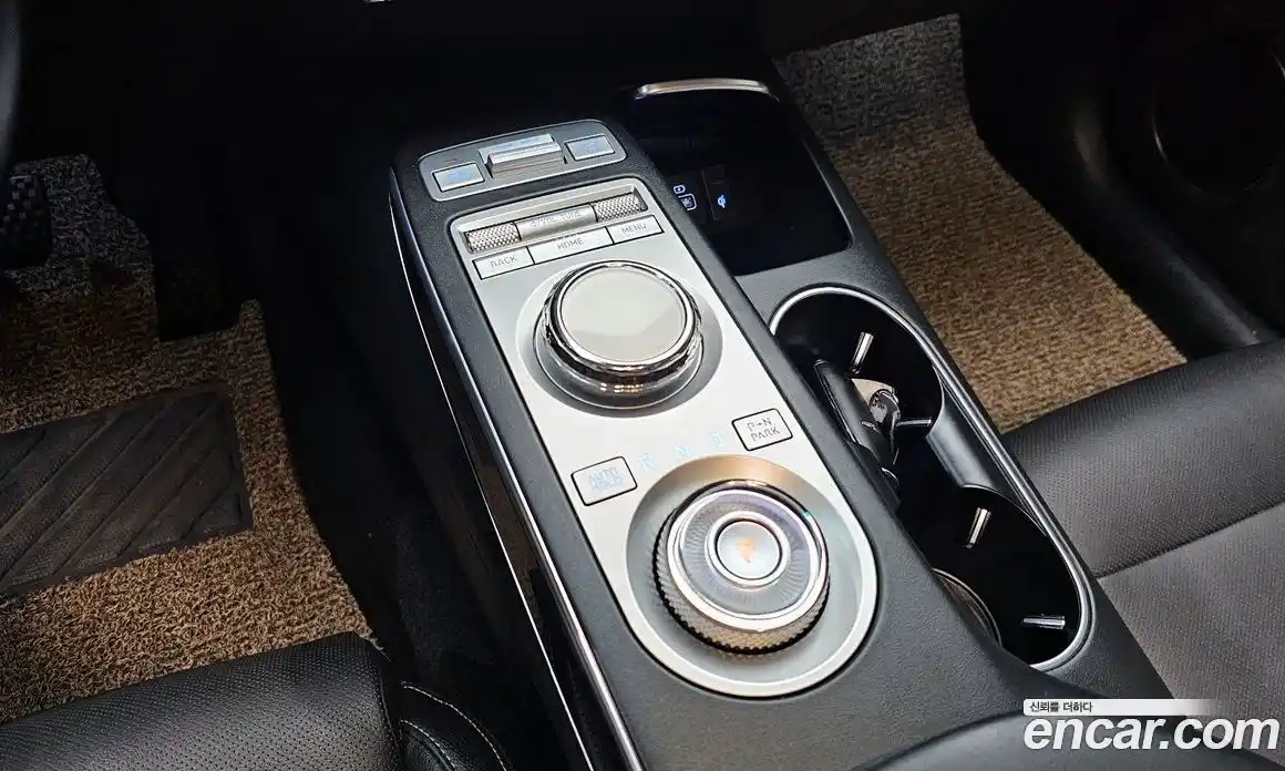 Genesis GV70 2021 2.5 автомат (гидро), фото 9