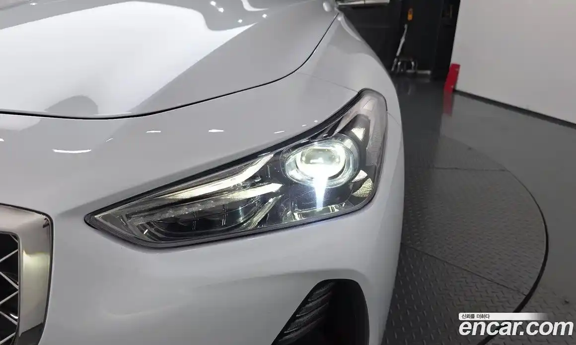 Genesis G70 2019 2.2 автомат (гидро), фото 8