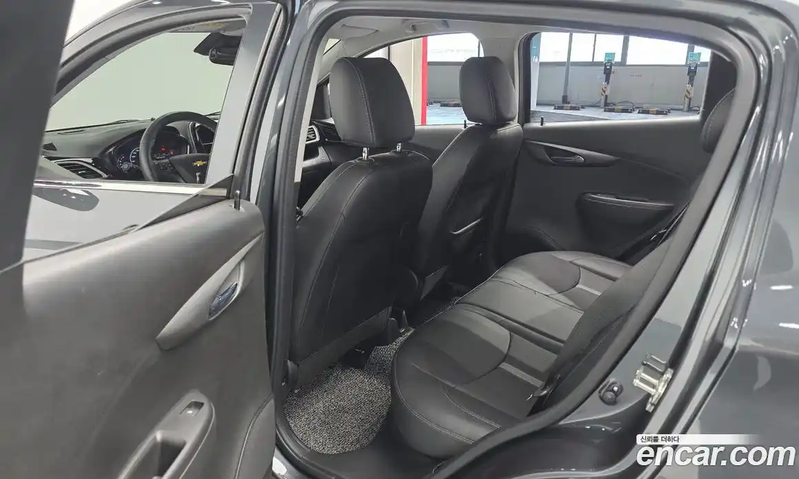 Chevrolet Spark 2020 1.0 автомат (гидро), фото 16