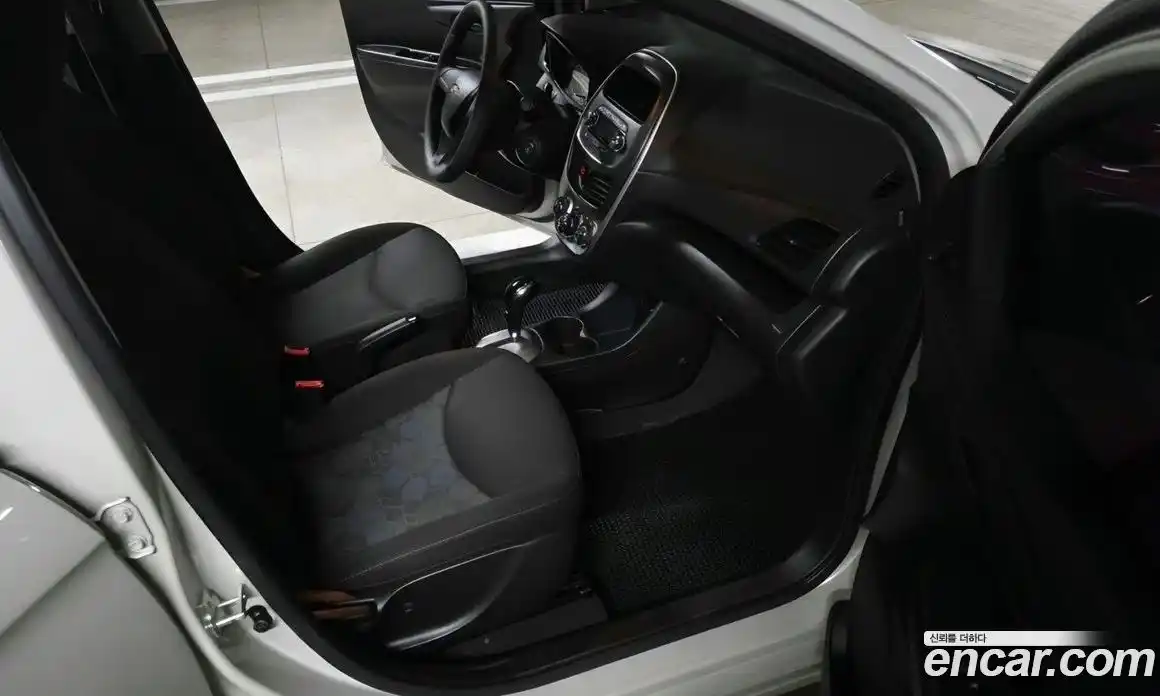 Chevrolet Spark 2017 1.0 автомат (гидро), фото 12
