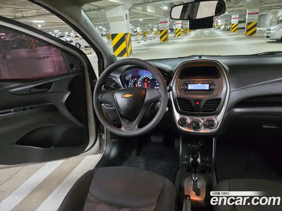 Chevrolet Spark 2017 1.0 автомат (гидро), фото 15