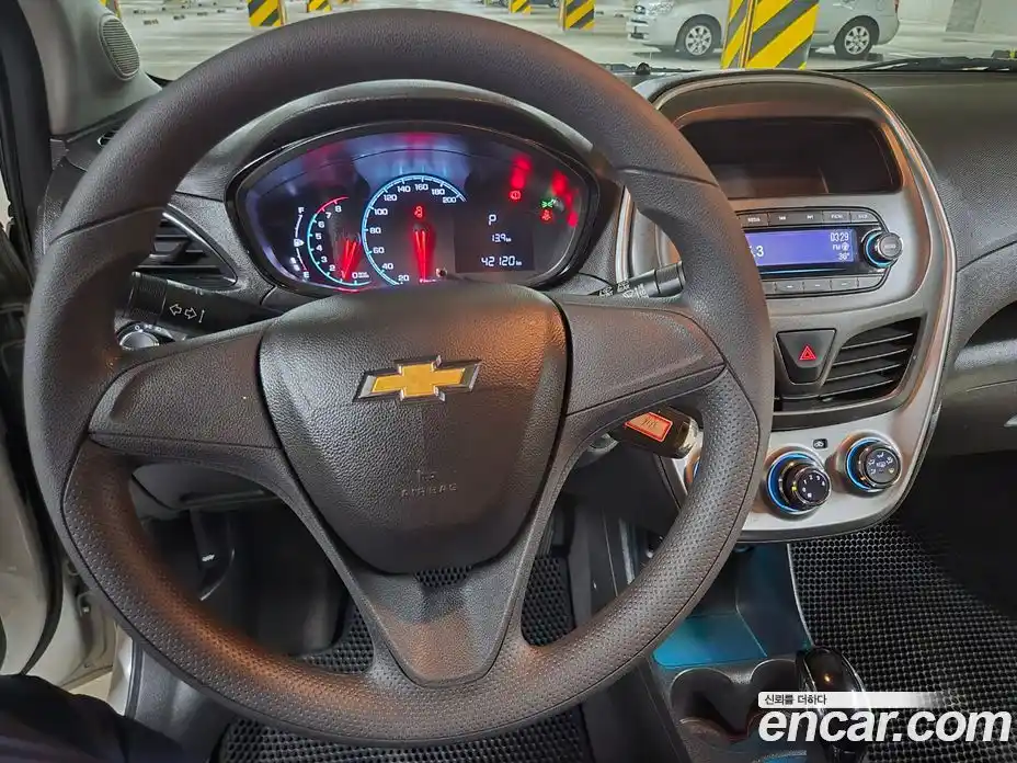 Chevrolet Spark 2017 1.0 автомат (гидро), фото 18
