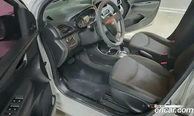 Chevrolet Spark 2017 1.0 автомат (гидро), миниатюра 10