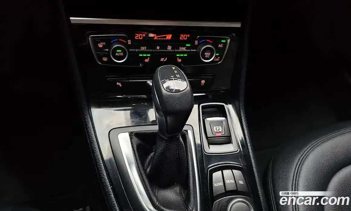 BMW 2 серия 2015 2.0 автомат (гидро), фото 9