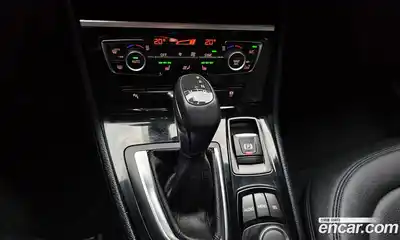 BMW 2 серия 2015 2.0 автомат (гидро), миниатюра 9