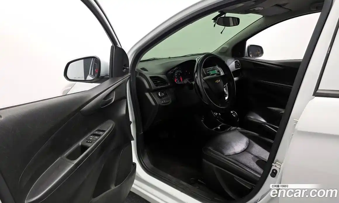 Chevrolet Spark 2016 1.0 автомат (гидро), фото 13