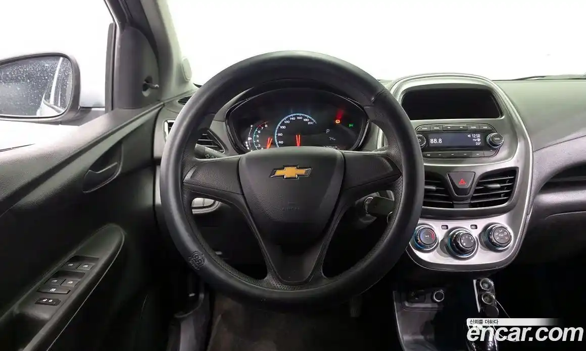 Chevrolet Spark 2016 1.0 автомат (гидро), фото 19