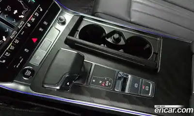 Audi A6 2023 2.0 автомат (гидро), миниатюра 12