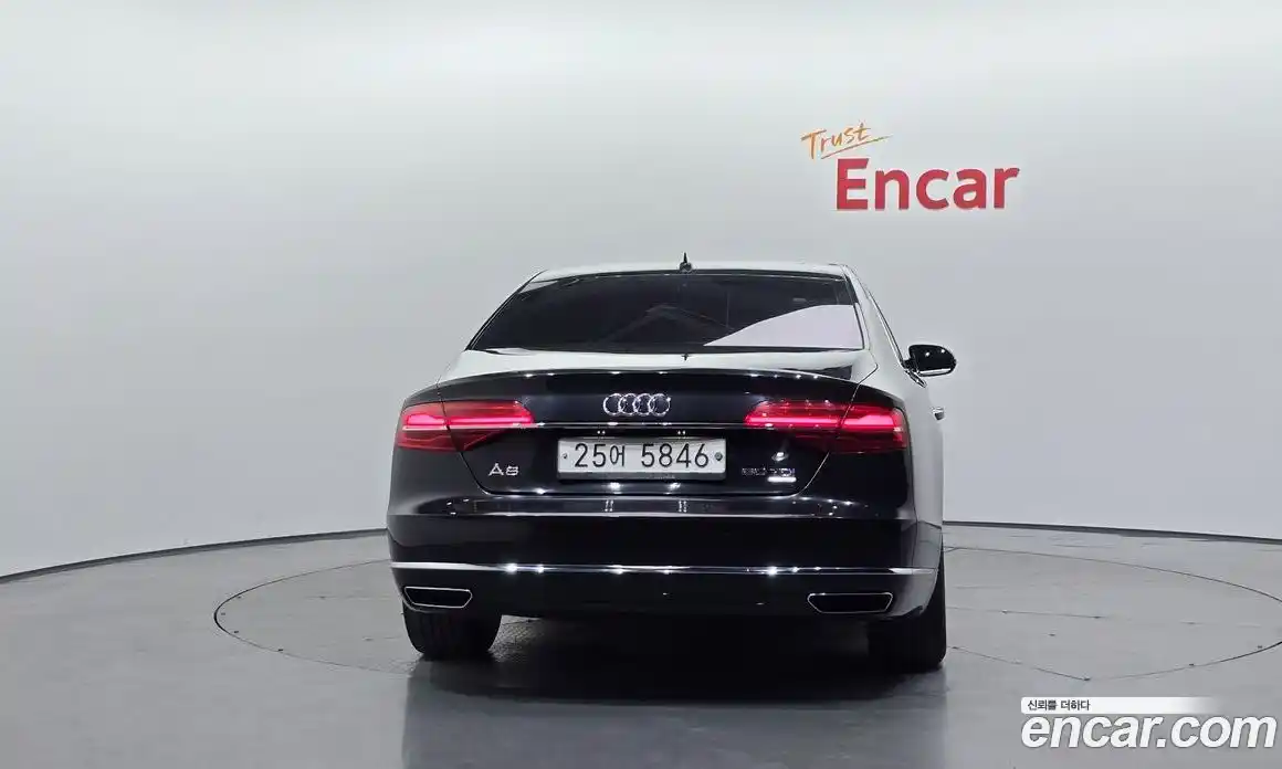Audi A8 2015 4.1 автомат (гидро), фото 4