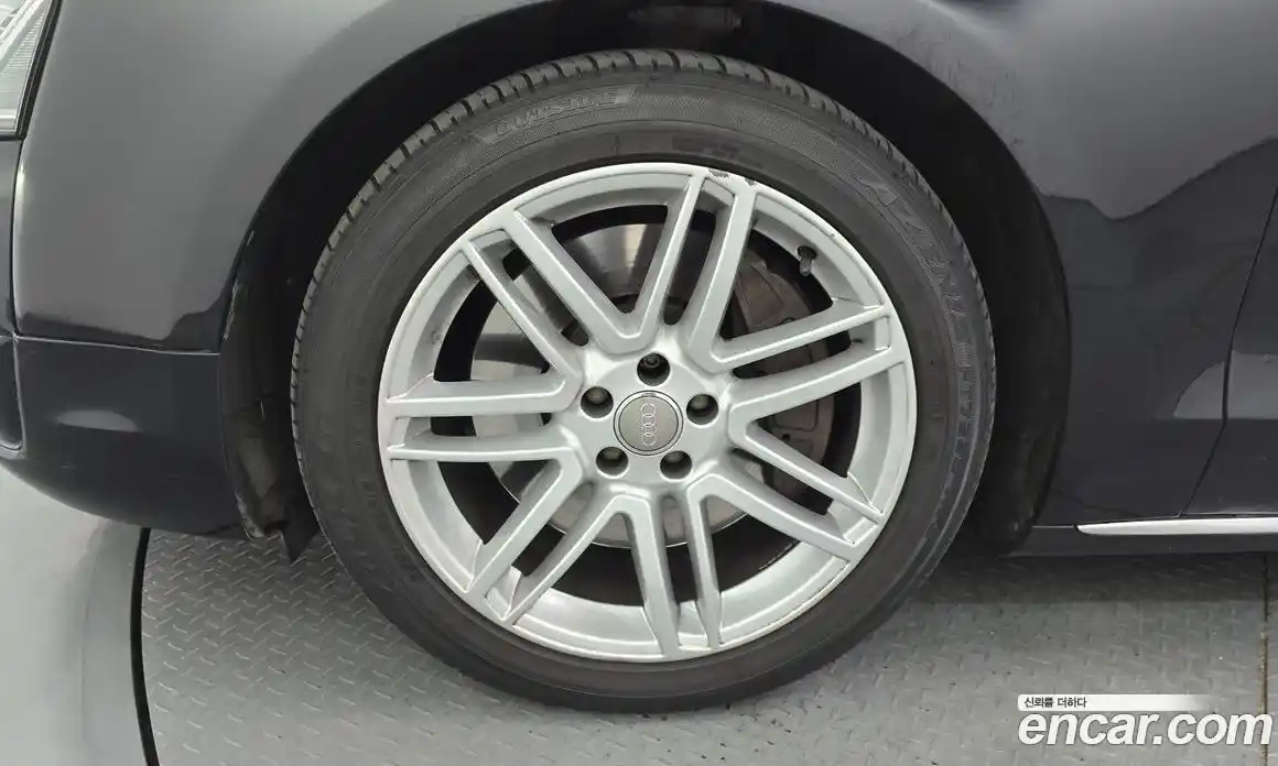 Audi A8 2015 4.1 автомат (гидро), фото 5