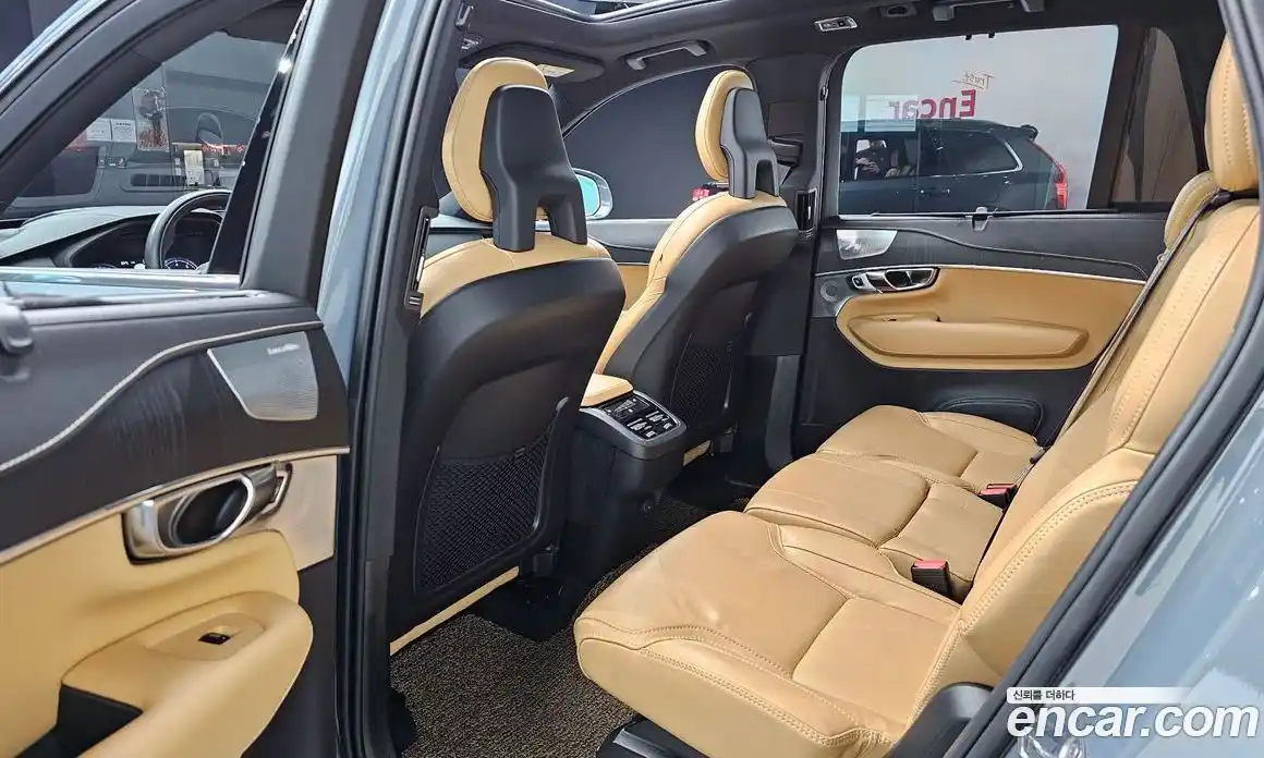Volvo XC90 2021 2.0 автомат (гидро), фото 16