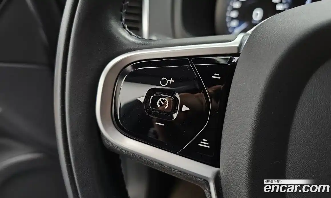 Volvo XC90 2021 2.0 автомат (гидро), фото 21