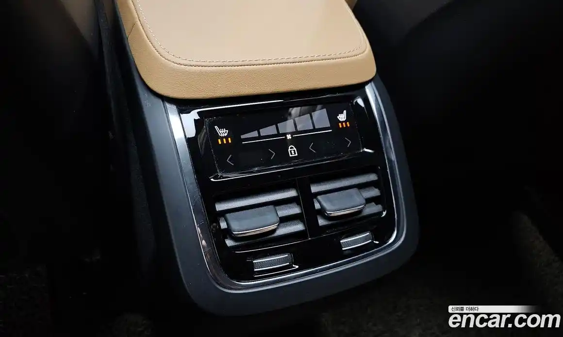 Volvo XC90 2021 2.0 автомат (гидро), фото 27