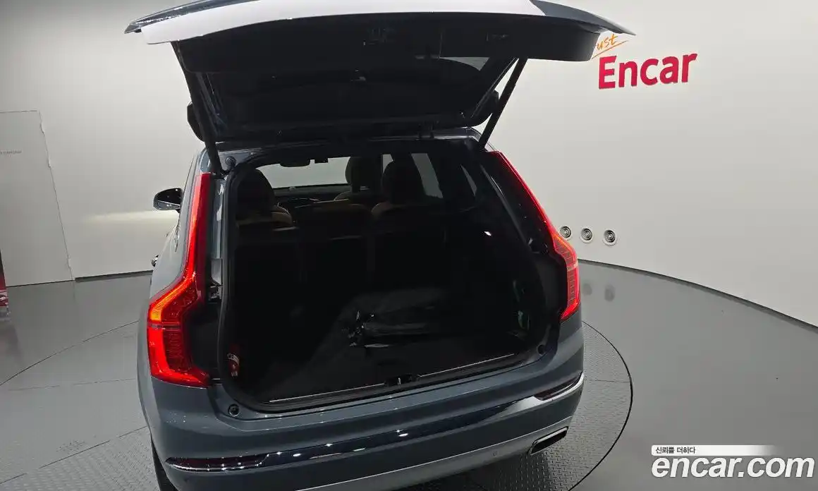 Volvo XC90 2021 2.0 автомат (гидро), фото 31