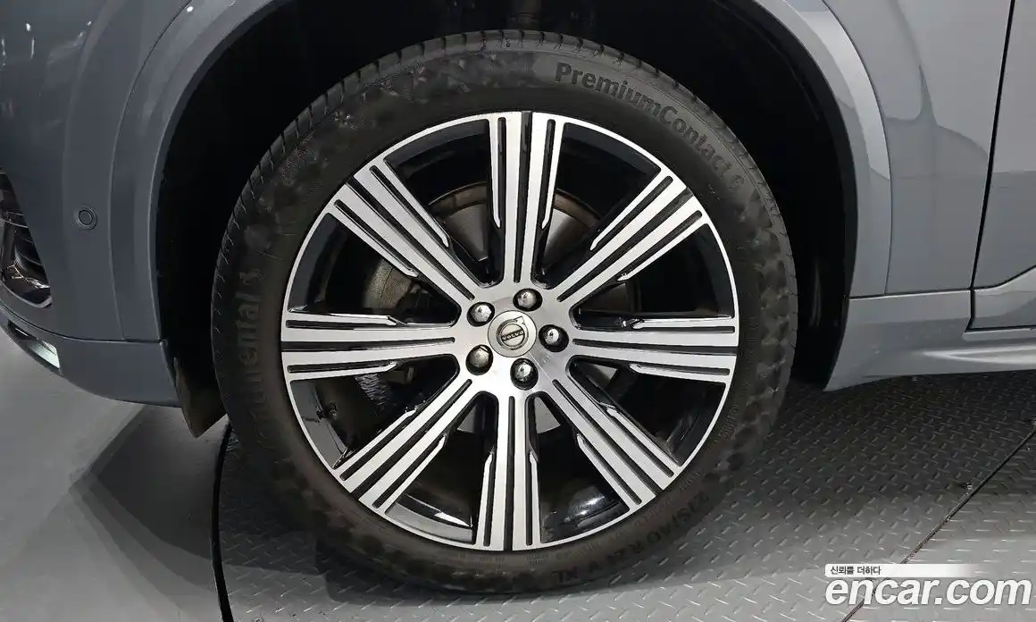Volvo XC90 2021 2.0 автомат (гидро), фото 5