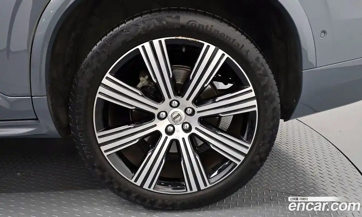 Volvo XC90 2021 2.0 автомат (гидро), фото 7