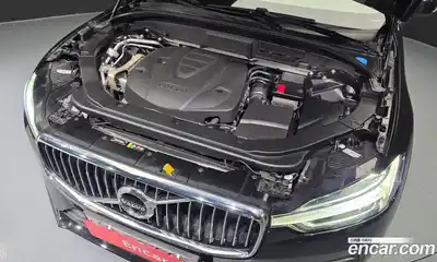 Volvo XC60 2018 2.0 автомат (гидро), миниатюра 6