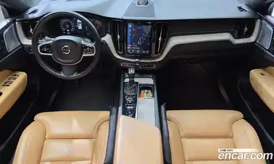 Volvo XC60 2018 2.0 автомат (гидро), миниатюра 10