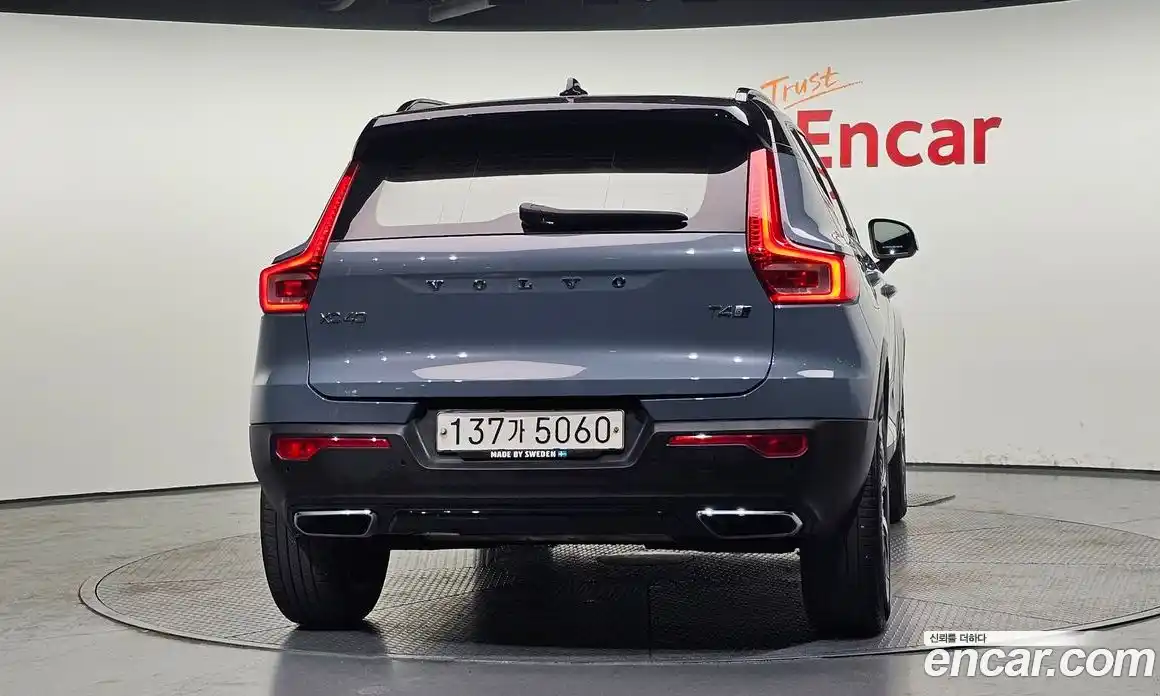 Volvo XC40 2019 2.0 автомат (гидро), фото 4