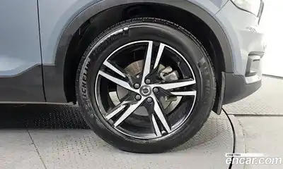 Volvo XC40 2019 2.0 автомат (гидро), миниатюра 7
