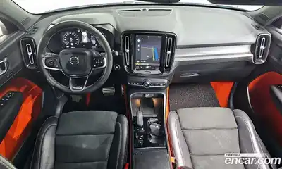 Volvo XC40 2019 2.0 автомат (гидро), миниатюра 10