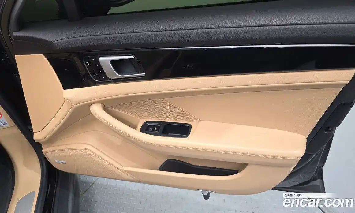 Porsche Panamera 2018 3.0 автомат (гидро), фото 15