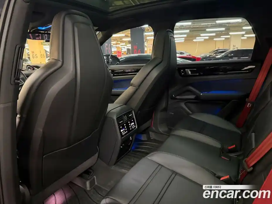 Porsche Cayenne 2021 3.0 автомат (гидро), фото 15