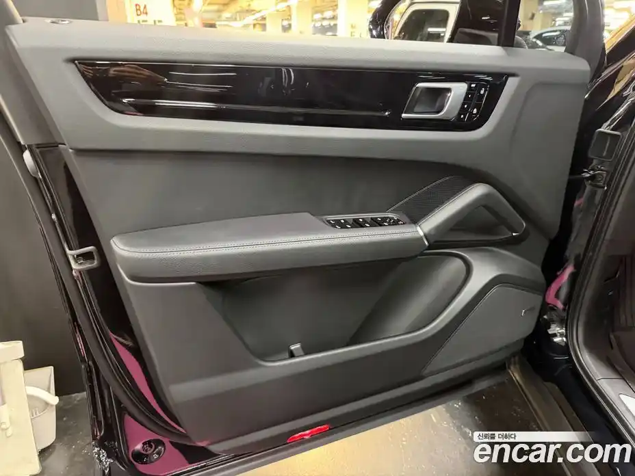 Porsche Cayenne 2021 3.0 автомат (гидро), фото 18