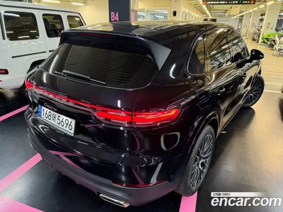 Porsche Cayenne 2021 3.0 автомат (гидро), фото 6