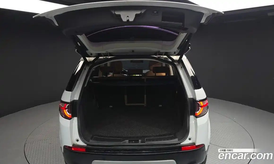 Land Rover Discovery Sport 2019 2.0 автомат (гидро), фото 20