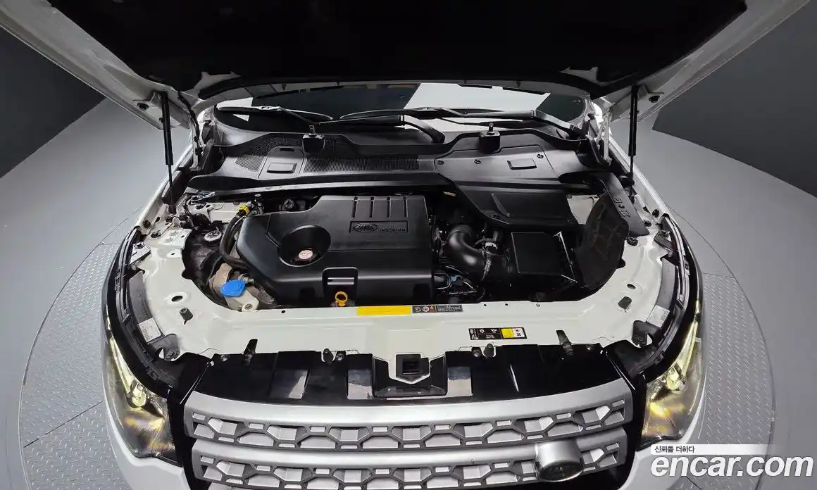 Land Rover Discovery Sport 2019 2.0 автомат (гидро), фото 6