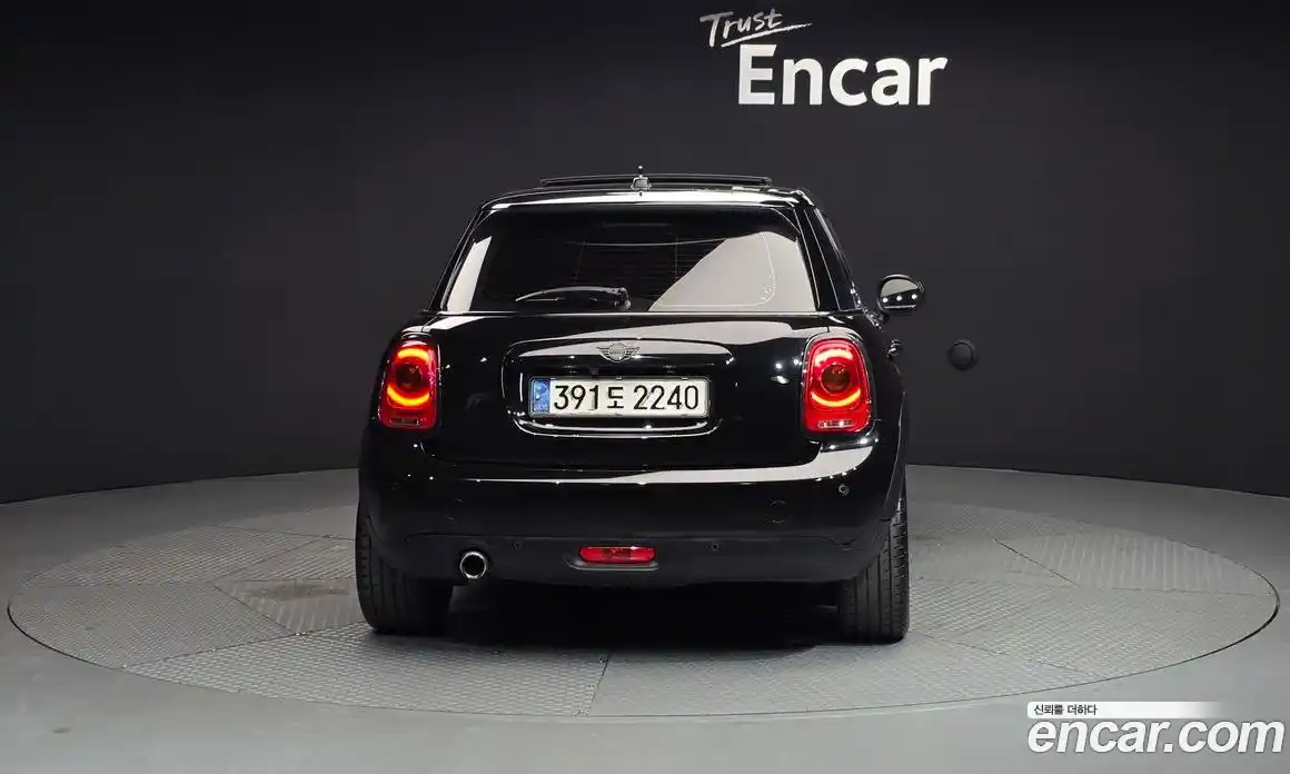 Mini Cooper 2017 1.5 автомат (гидро), фото 4