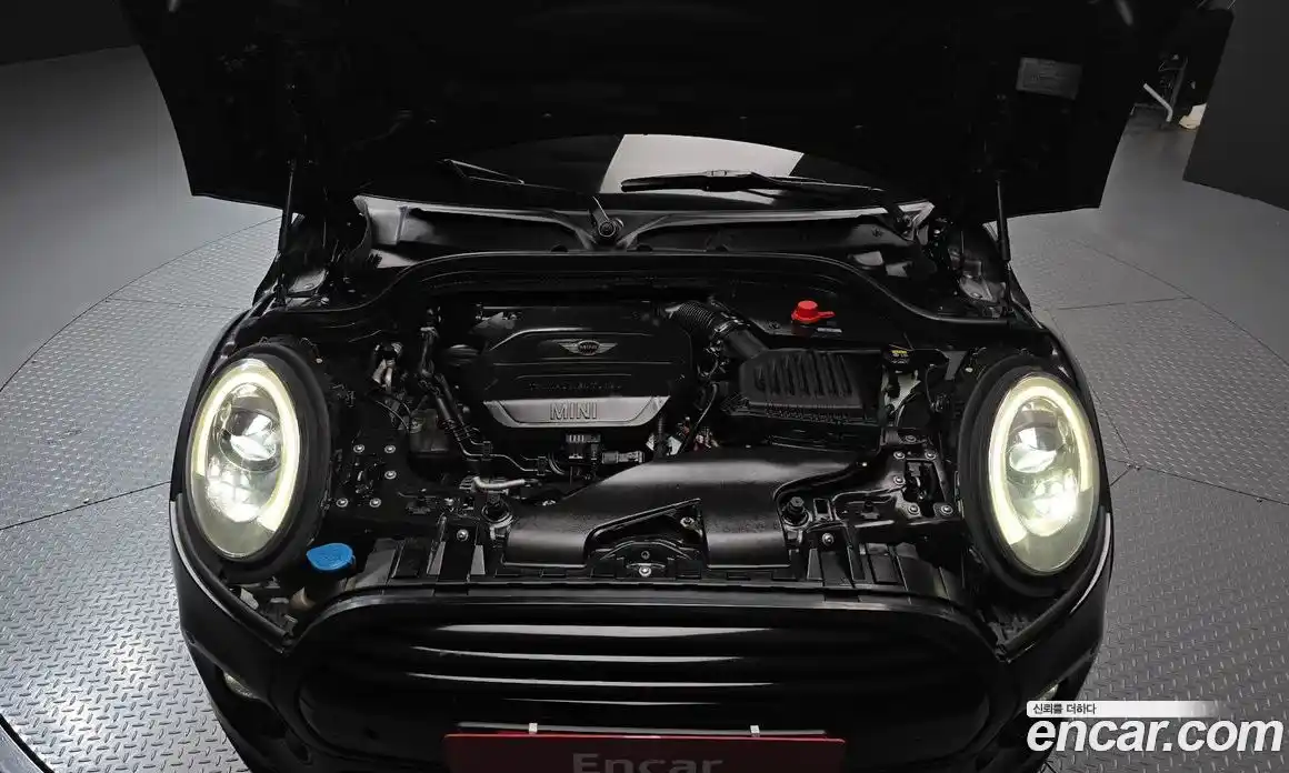 Mini Cooper 2017 1.5 автомат (гидро), фото 6
