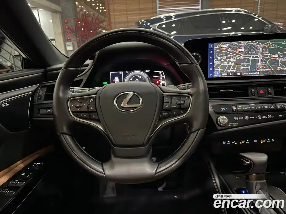 Lexus ES 2024 2.5 гидро, фото 12