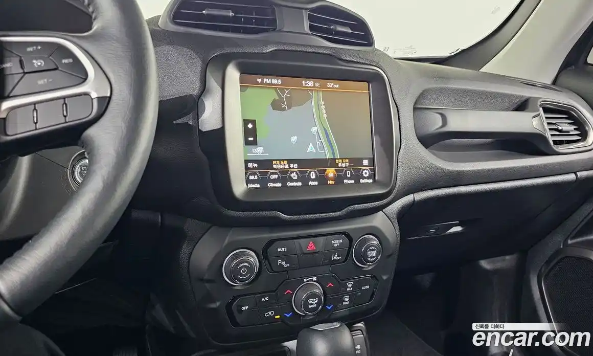 Jeep Renegade 2023 1.3 автомат (гидро), фото 18